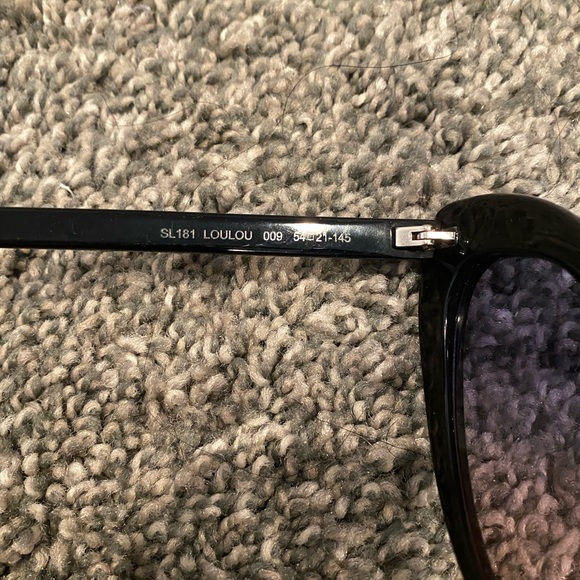 Saint Laurent Heart Shaped Sunglasses - Picture 4 of 9